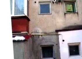 місцевим