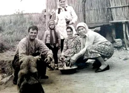 останува