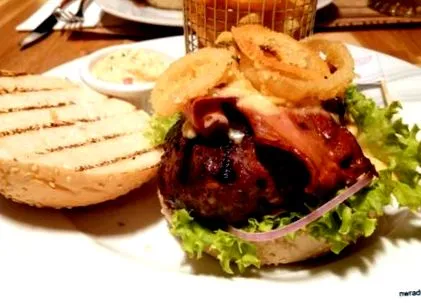 grand burger
