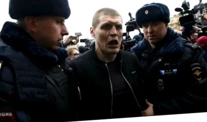 проти протестуючих