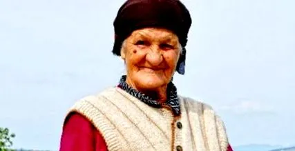 datorită datorită