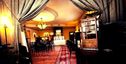 restaurant