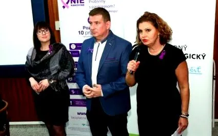 îngheață care