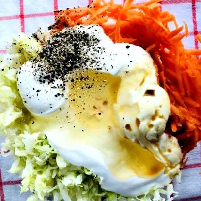saláta coleslaw