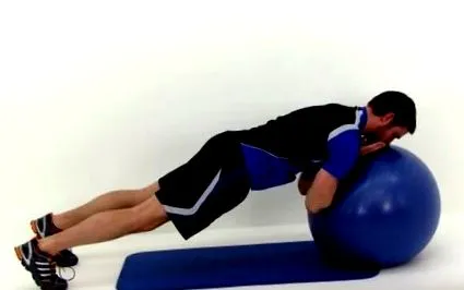 clapeta împingând