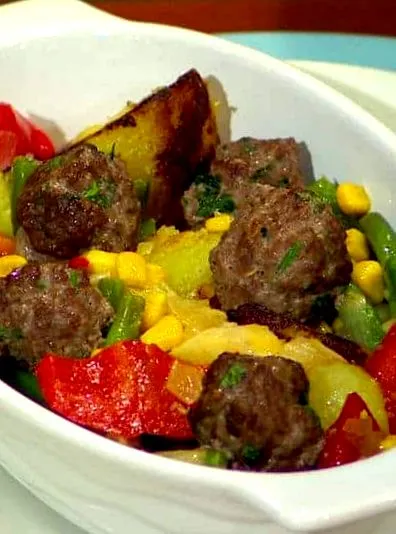 caldă salată