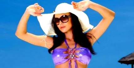 font bikini