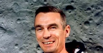 eugene aceeași