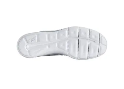 nike 902813-100