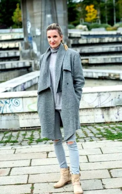 volt adela