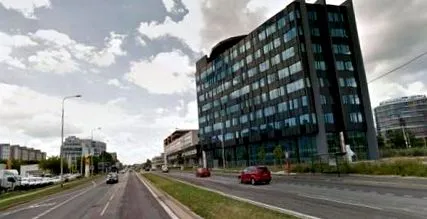 închiriază asigurări