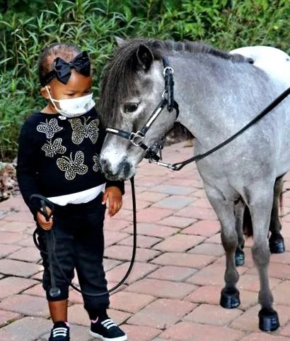 neagră