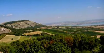 микулов