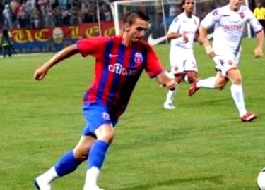 beszélnek beszélnek