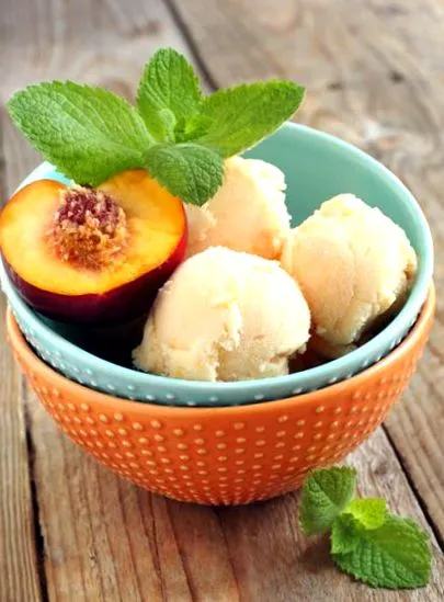 deserturi piersici