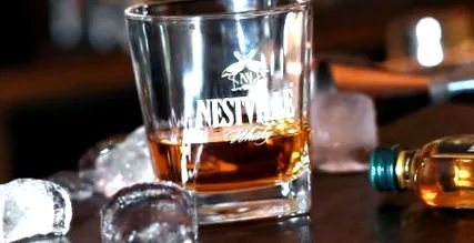 mâncare whisky