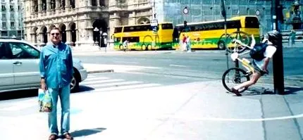 повече забавлява