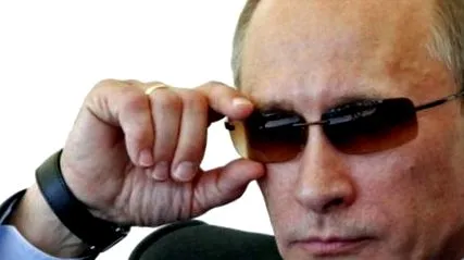 контролира