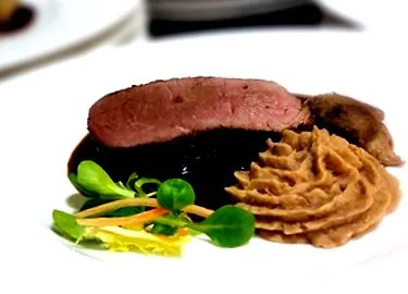 cazare restaurant
