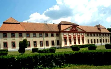 secundară