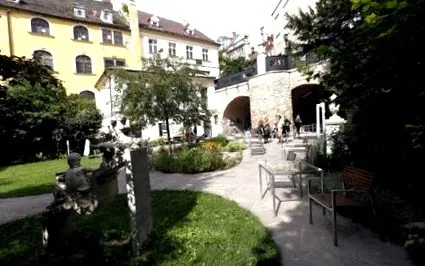alkotás