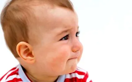 plânge