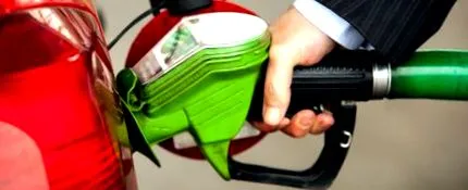 автомобил