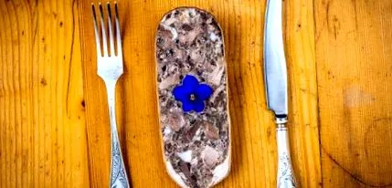 măcelarului