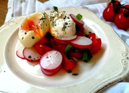 salată gata