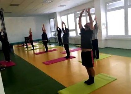 yoga exerciții