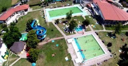 fürdő első nyugat-szlovákiai