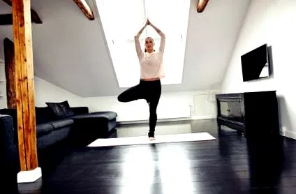 modela yoga