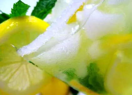 băuturi detoxifiante