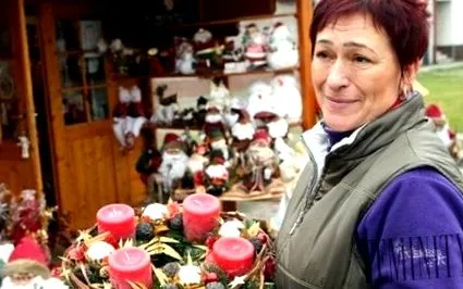 anunță