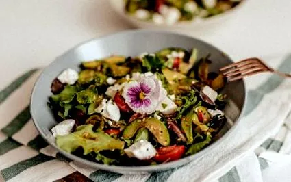 brânză salată