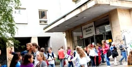 egymást órán
