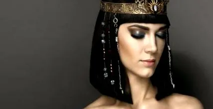 dezvăluit cleopatrei