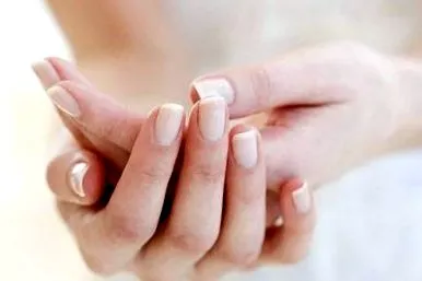 tânăr