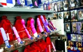 számára merész