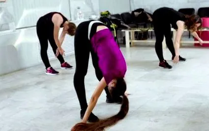 este este