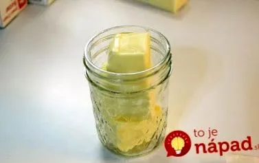într-un