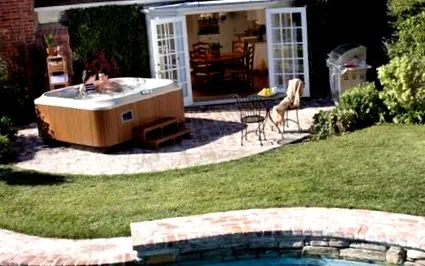 jacuzzi jacuzzi