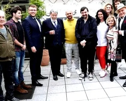 adevărat adevărat