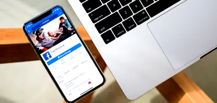 Facebook Google