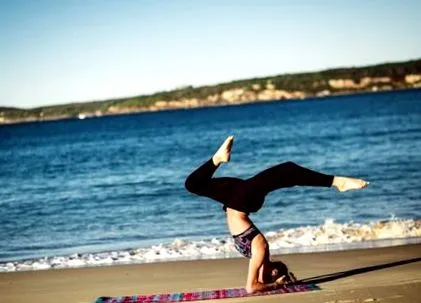 yoga încuie