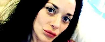 surprins cotillard