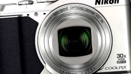 coolpix argintiu