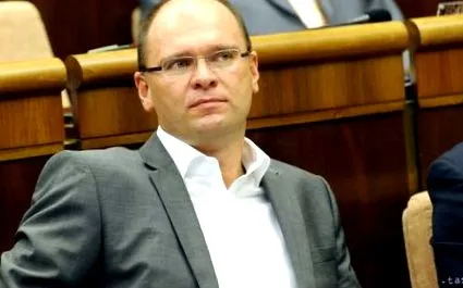 politicienilor politicienilor
