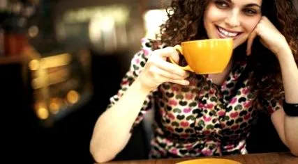 cafea este cafea conține