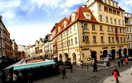 praga populare